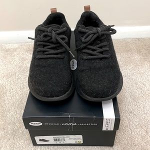 Dr Scholl’s Freestep Black Wool Shoes (8)